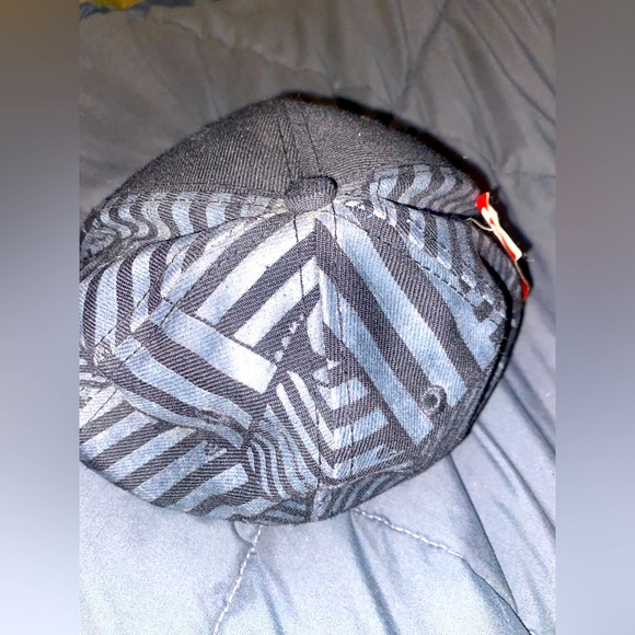 Quicksilver 59FIFTY fitted hat. 7 1/8. NWT - Picture 2 of 4